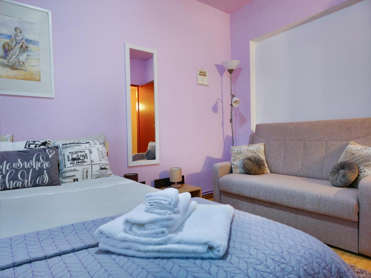 Central Park Apartment Turda Exterior photo